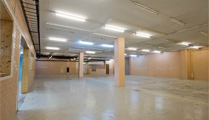 Stora öppna ytor med tillgång till lasthissar Stortorget 6