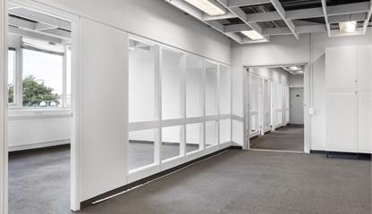 Ljusa ytor med fri utsikt Ulvsundavägen 174