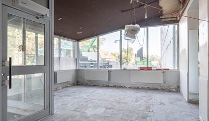 Snart är förvandlingen klar! Just nu är renoveringen i fullt gång. Industrivägen 6E