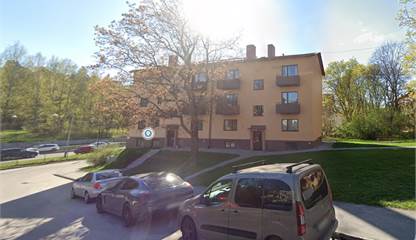Från gatan Lövåsvägen 46