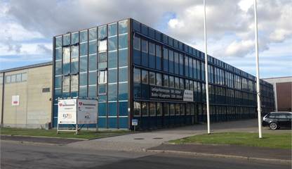 Kontorsfasad mot Lundavägen Lundavägen 142